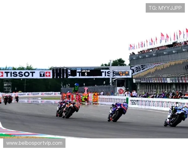 最新MotoGP赛场风云再起车手激烈角逐冠军悬念持续升级走势