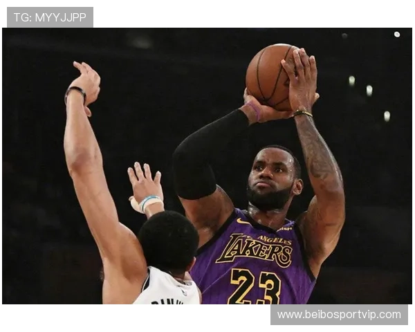 湖人核心伤愈复出助力球队连胜 勇士新星状态火爆引关注